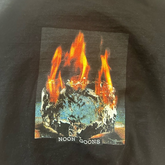 Noon goons - men’s graphic t shirt - medium - Picture 2 of 3